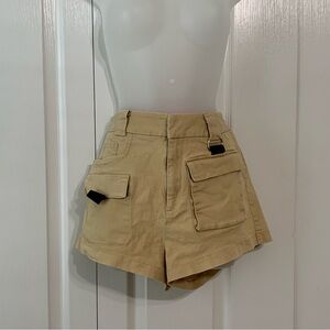 I Am GIA Khaki Shorts Small